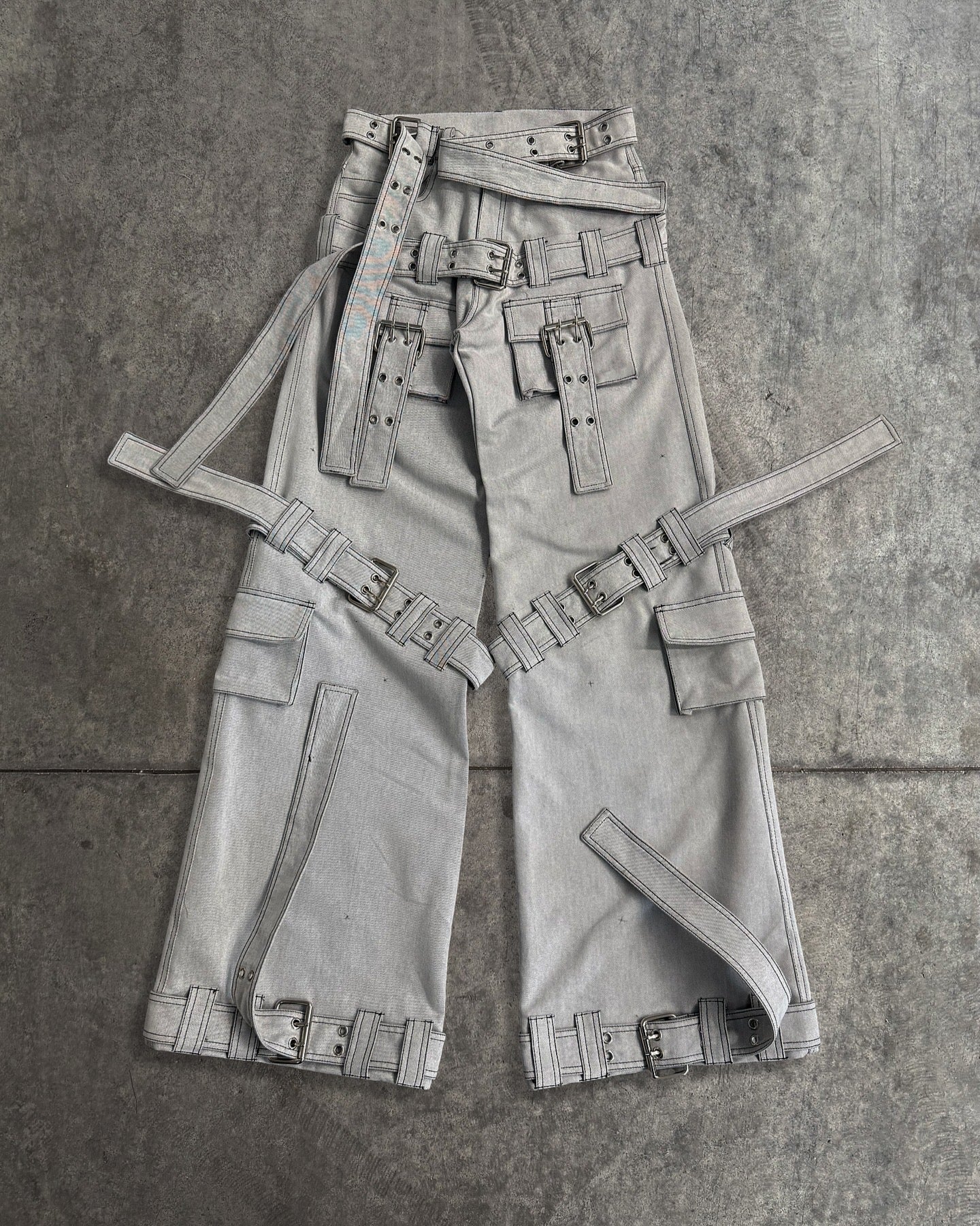 GEFÄNGNISS CARGO DENIM – SXVSU