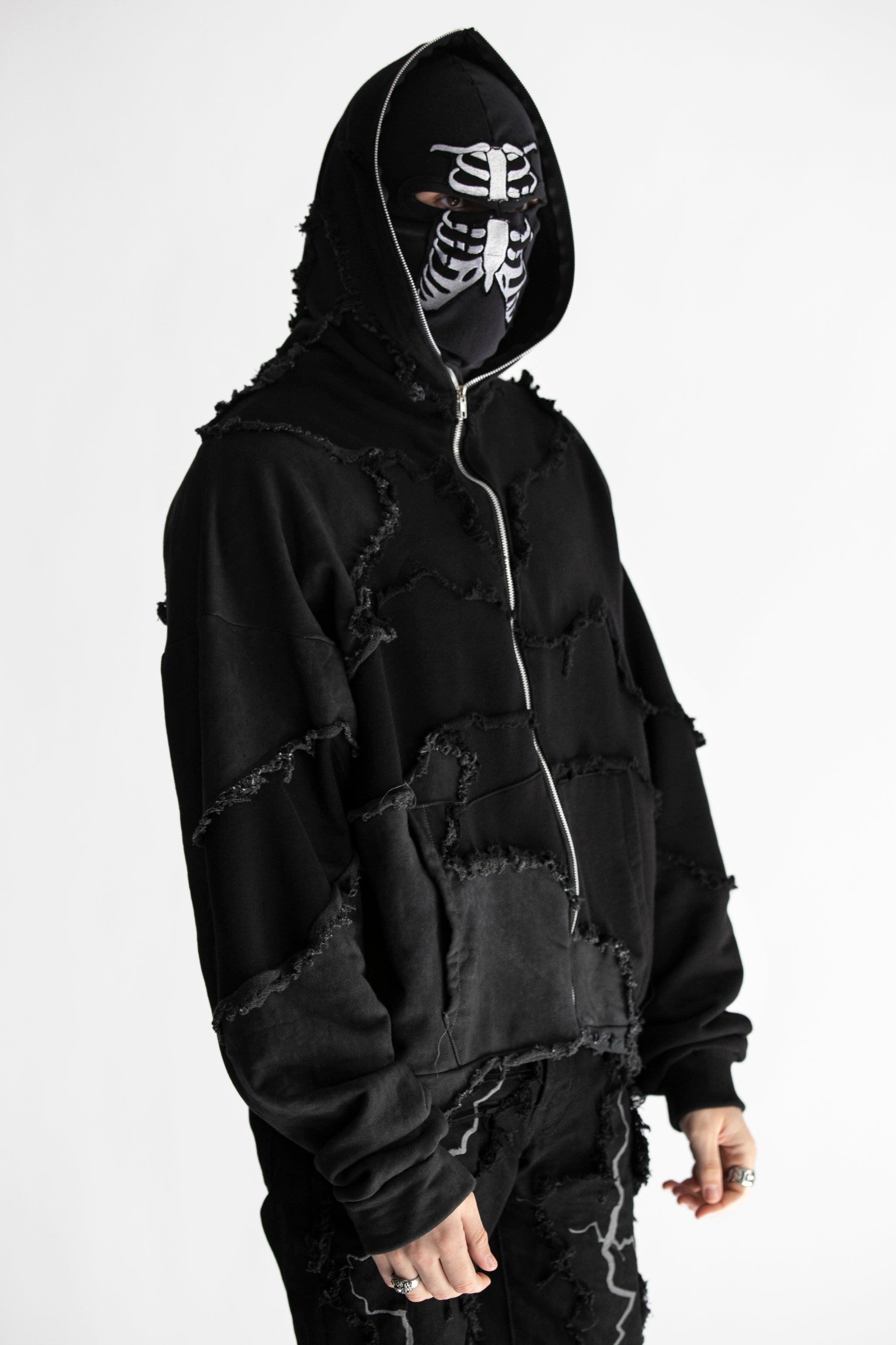 トップス PHANTOM FRAYED HOODIE BLACK IMG_0763_2048x.jpg?v=1615484771