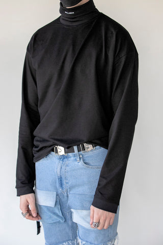 Oversized Roll-Neck